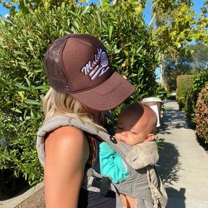 Urban outfitters trucker hat in brown